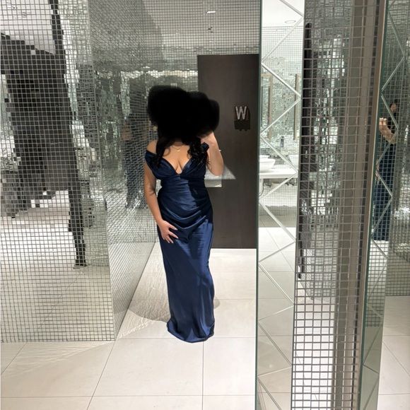 Elegant Navy Blue Maxi Dress - Picture 1 of 2